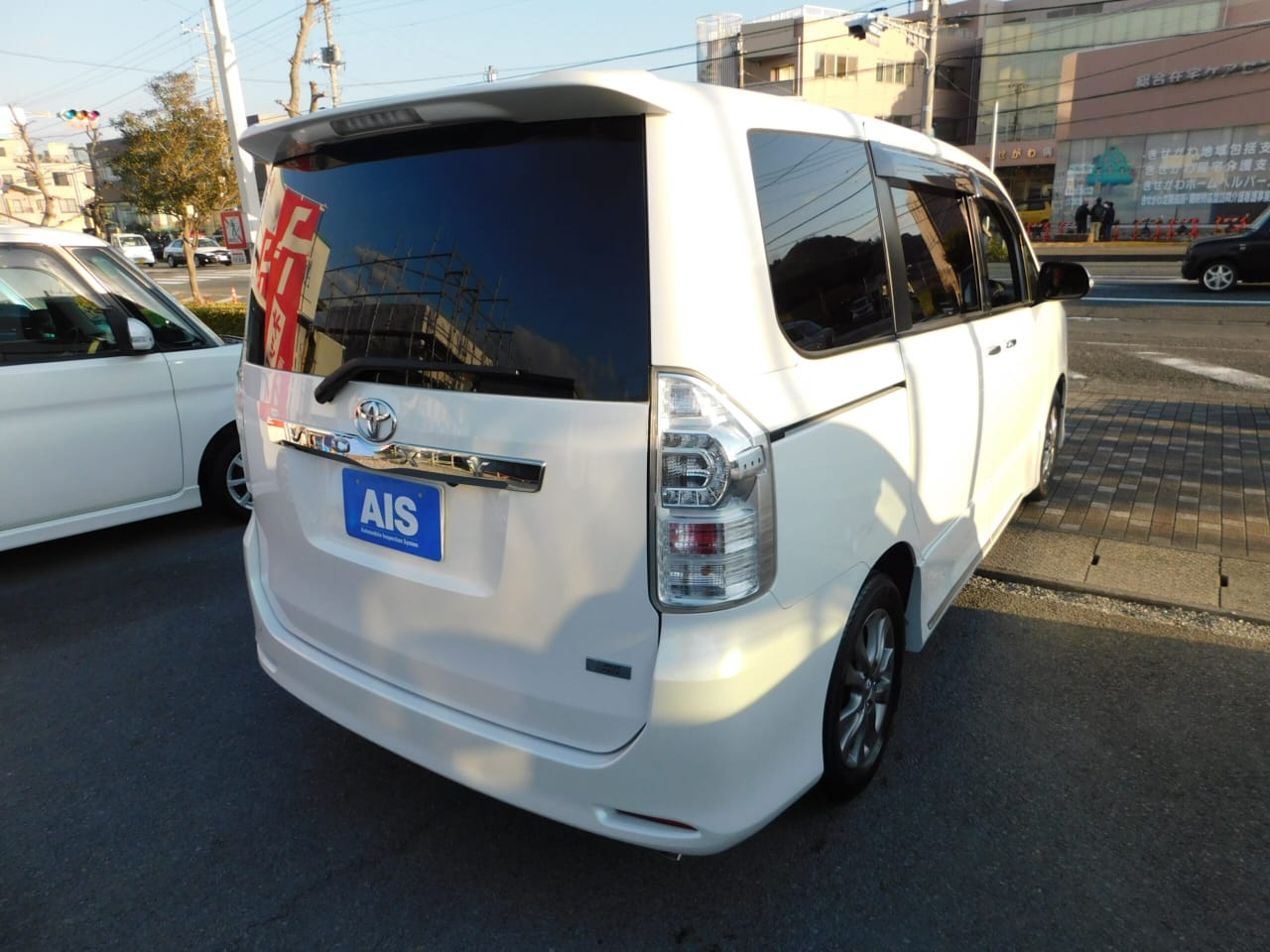 2013 TOYOTA VOXY